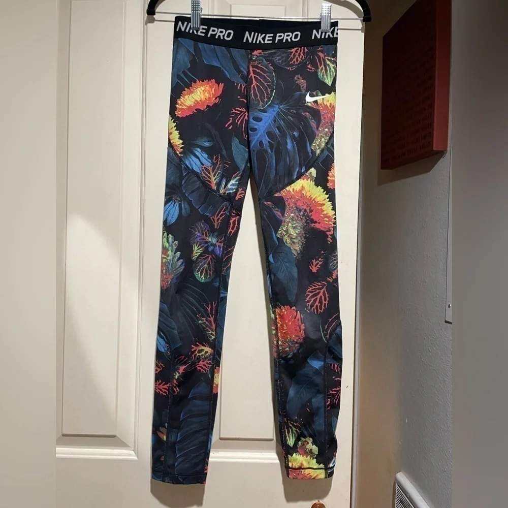 Nike girls youth